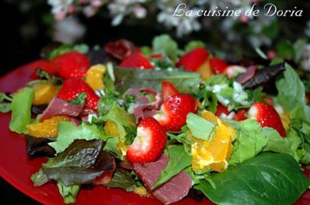 Salade de printemps salé sucré